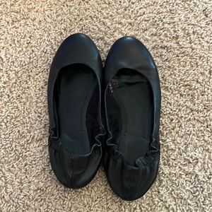 Black BCBG leather ballet flats with elastic back